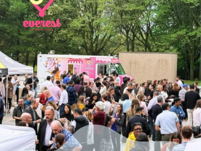 Ice Cream Truck in Roselle IL
